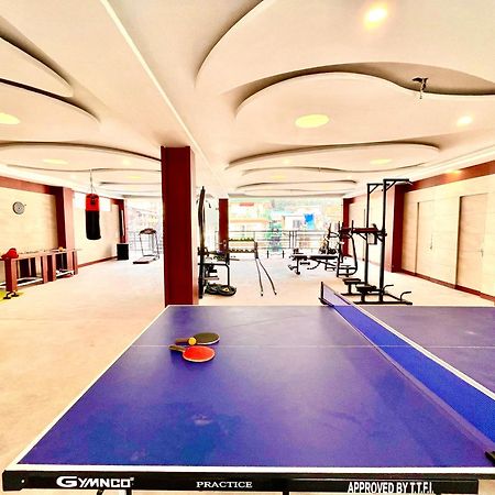 Vista Resort, Manali - ! Near Mall Road !! Hot & Cold Ac Rooms !! Best Selling !! Big Parking !! Luxury Collection !! Open Terrace !! Lift !! Playing Zone !! Property Of The Year ! Luaran gambar