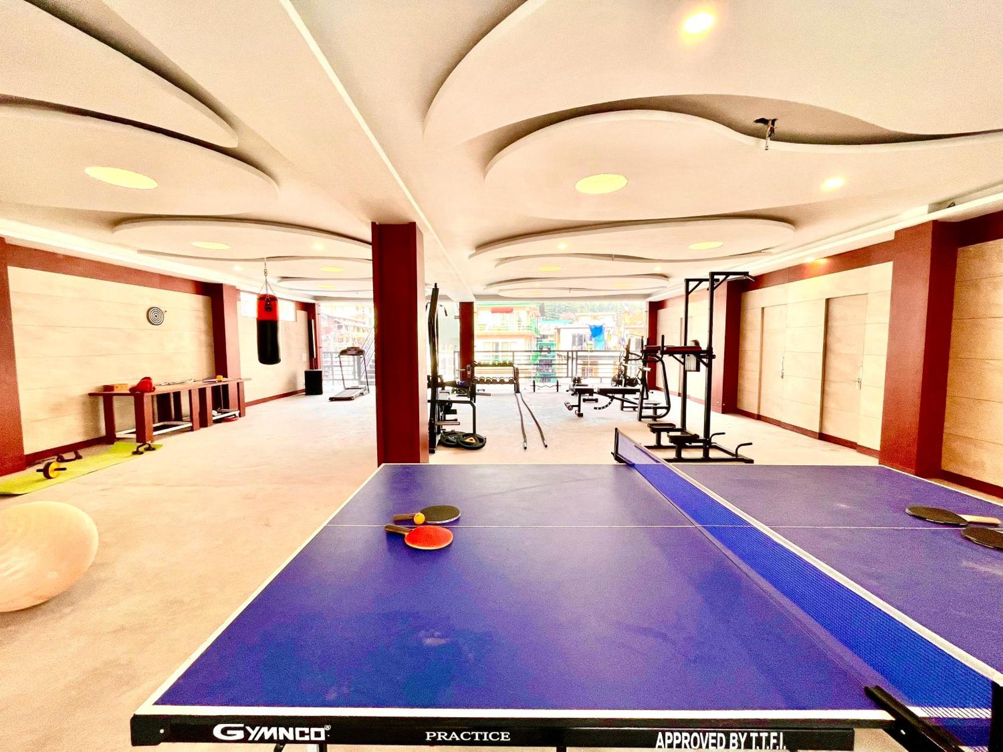 Vista Resort, Manali - ! Near Mall Road !! Hot & Cold Ac Rooms !! Best Selling !! Big Parking !! Luxury Collection !! Open Terrace !! Lift !! Playing Zone !! Property Of The Year ! Luaran gambar