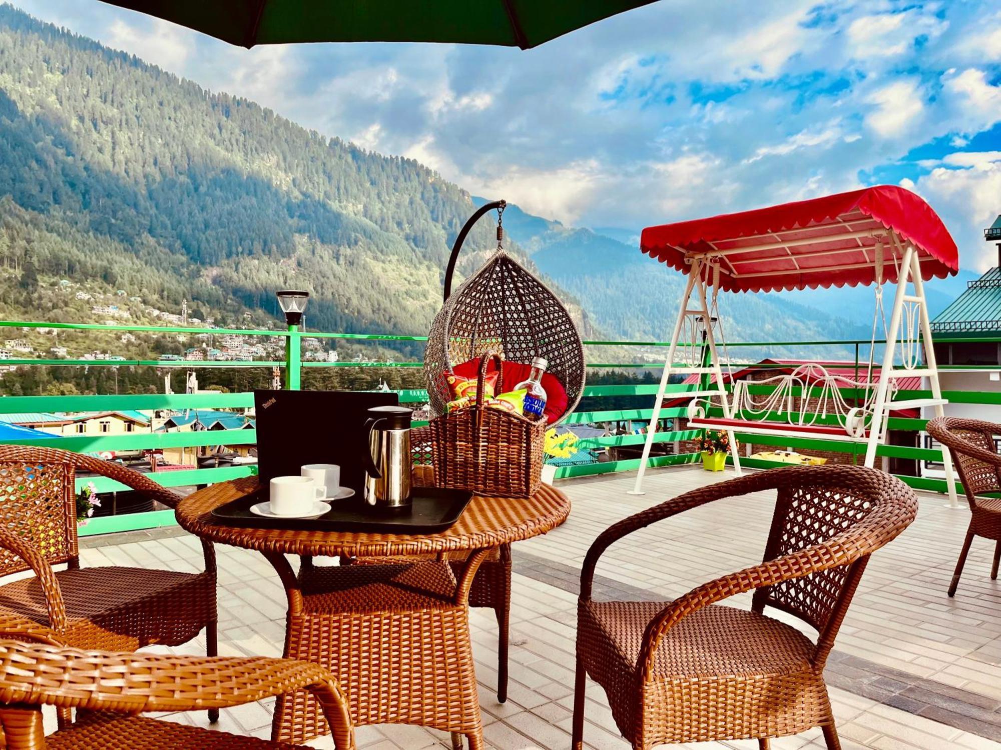 Vista Resort, Manali - ! Near Mall Road !! Hot & Cold Ac Rooms !! Best Selling !! Big Parking !! Luxury Collection !! Open Terrace !! Lift !! Playing Zone !! Property Of The Year ! Luaran gambar
