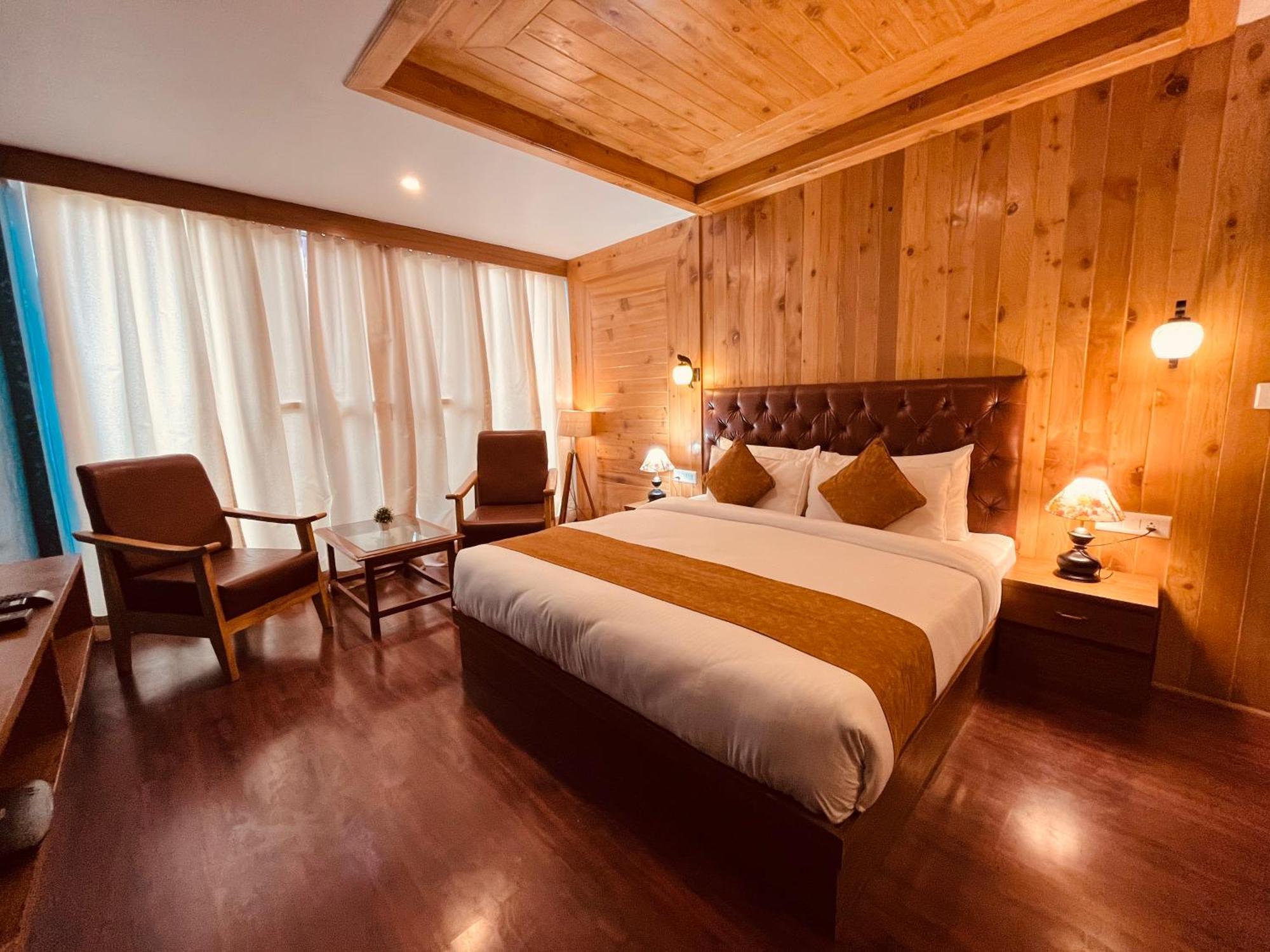 Vista Resort, Manali - ! Near Mall Road !! Hot & Cold Ac Rooms !! Best Selling !! Big Parking !! Luxury Collection !! Open Terrace !! Lift !! Playing Zone !! Property Of The Year ! Luaran gambar